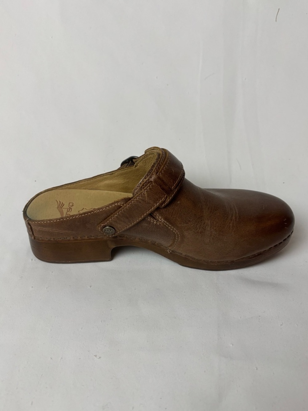 Dansko Millie Tan Waxy Brush Off Mule Clog Women’s Sz 39 US 9
